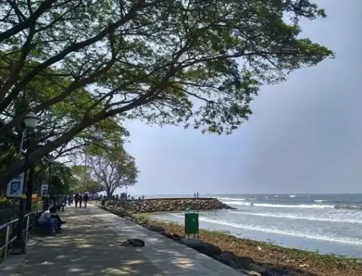 Heritage promenade at Fort Kochi Beach