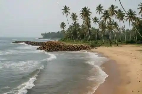 Thirumullavaram Beach, Kollam